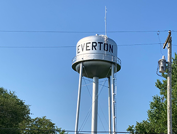 A water tower labeled with the word "Everton"