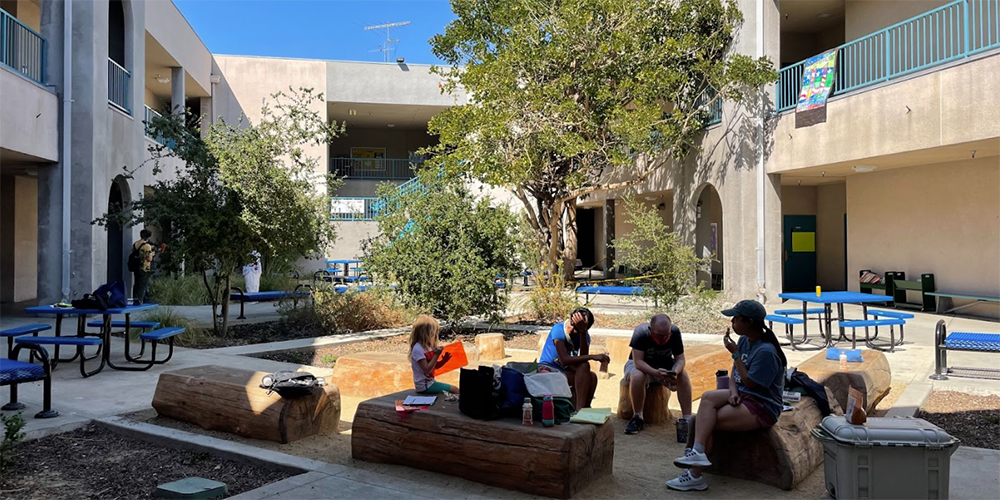 An example of courtyard shade and a nature-based outdoor learning environment at Esperanza Elementary School, Los Angeles.
