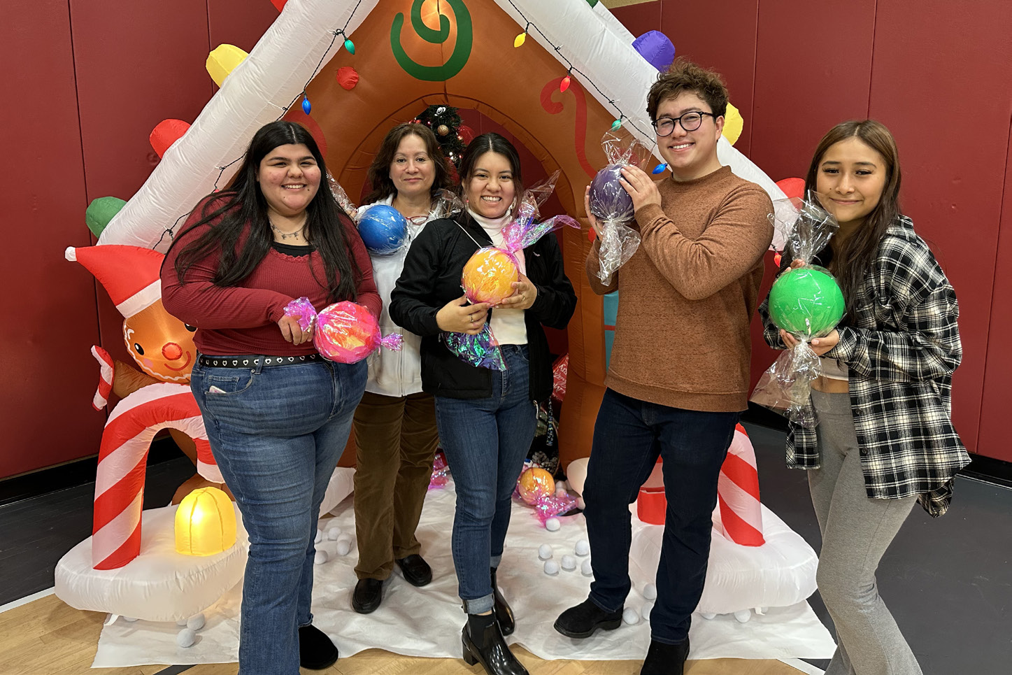 Leadership program builds a multigenerational network of climate action ambassadors Featured