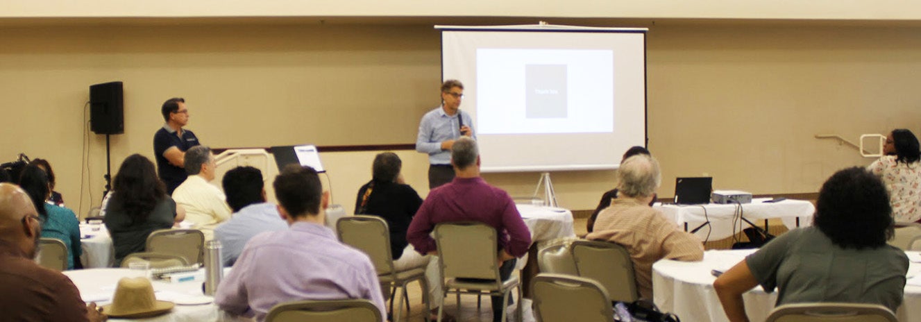 O&O Committee quarterly meeting Top page photo: Luther Mays working at an installation project job site in Fresno. Photo credit: GRID O&O Committee quarterly meeting on June 12, 2019.